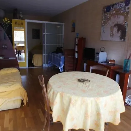 Appartement Dans Les Hauteurs D'arcachon - Petite Vue Sur Le Bassin *